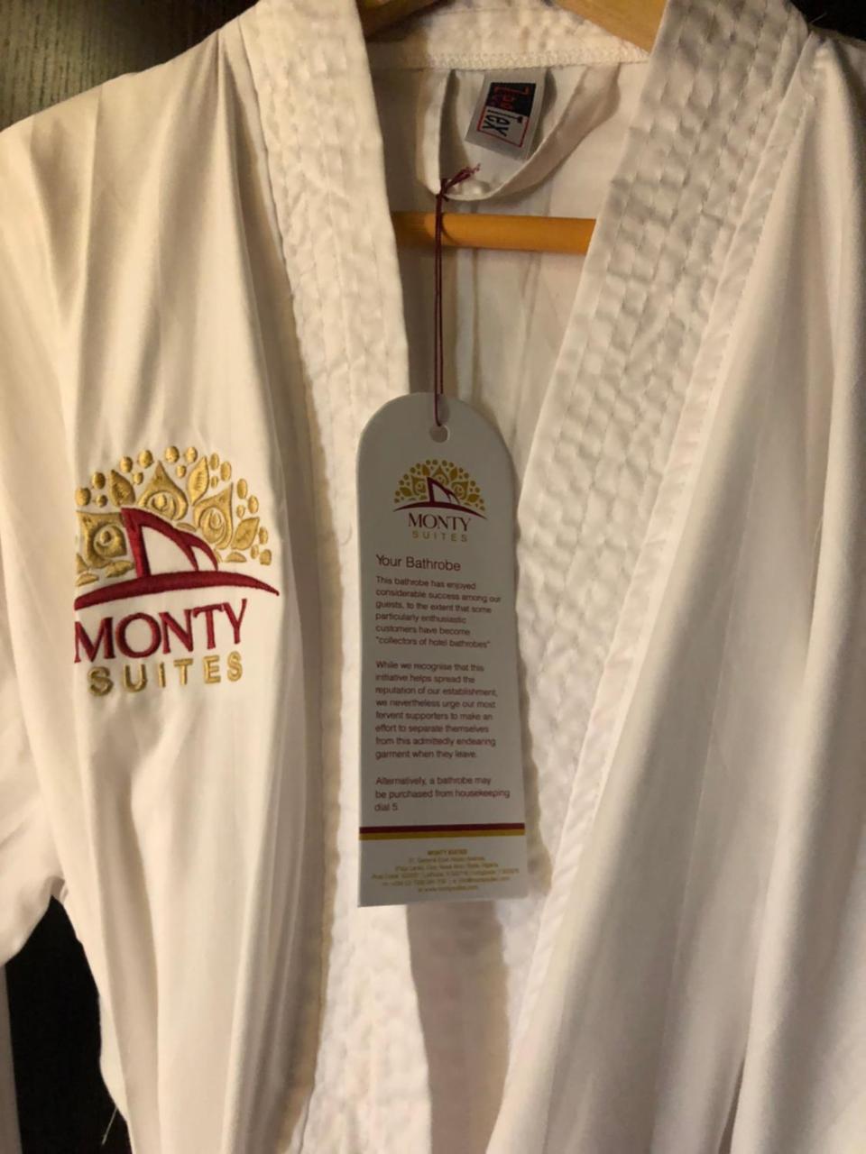Monty Suites & Golf Ούγιο Εξωτερικό φωτογραφία