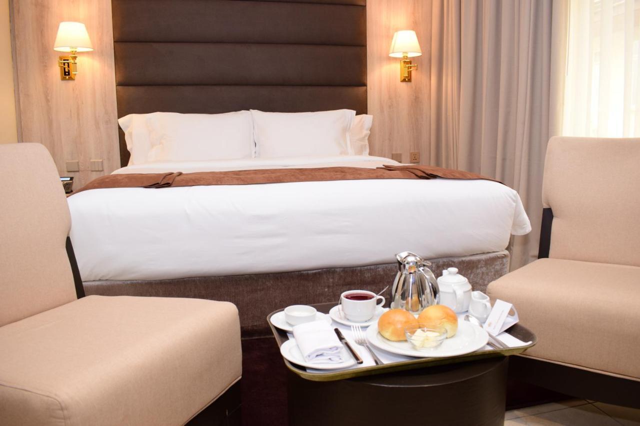 Monty Suites & Golf Ούγιο Εξωτερικό φωτογραφία