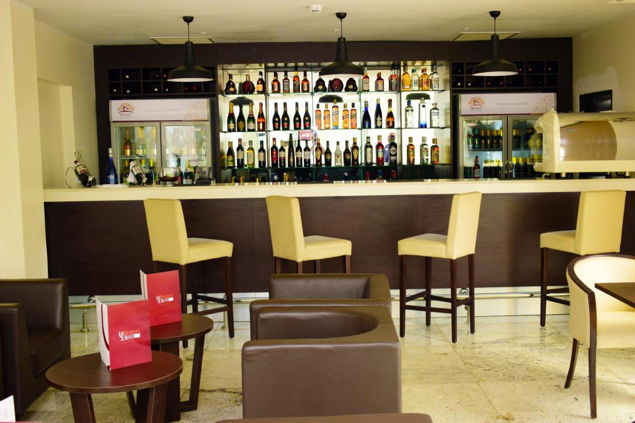 Monty Suites & Golf Ούγιο Εξωτερικό φωτογραφία