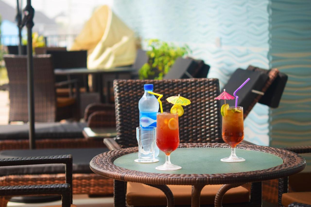 Monty Suites & Golf Ούγιο Εξωτερικό φωτογραφία